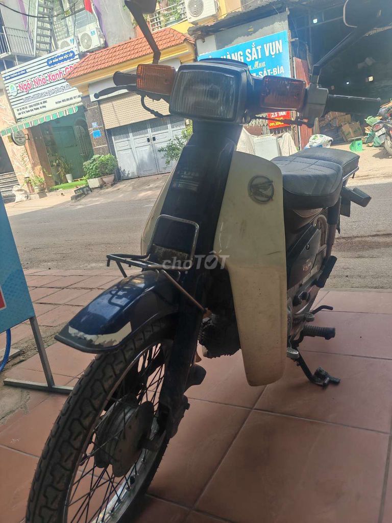 Honda Cub Nhật 82. 1 đời chủ. Đi chuẩn 4van9.  Zin. Mua bán Xe máy tại Quận Hà Đông Hà Nội được đăng bởi Dũng hình 4