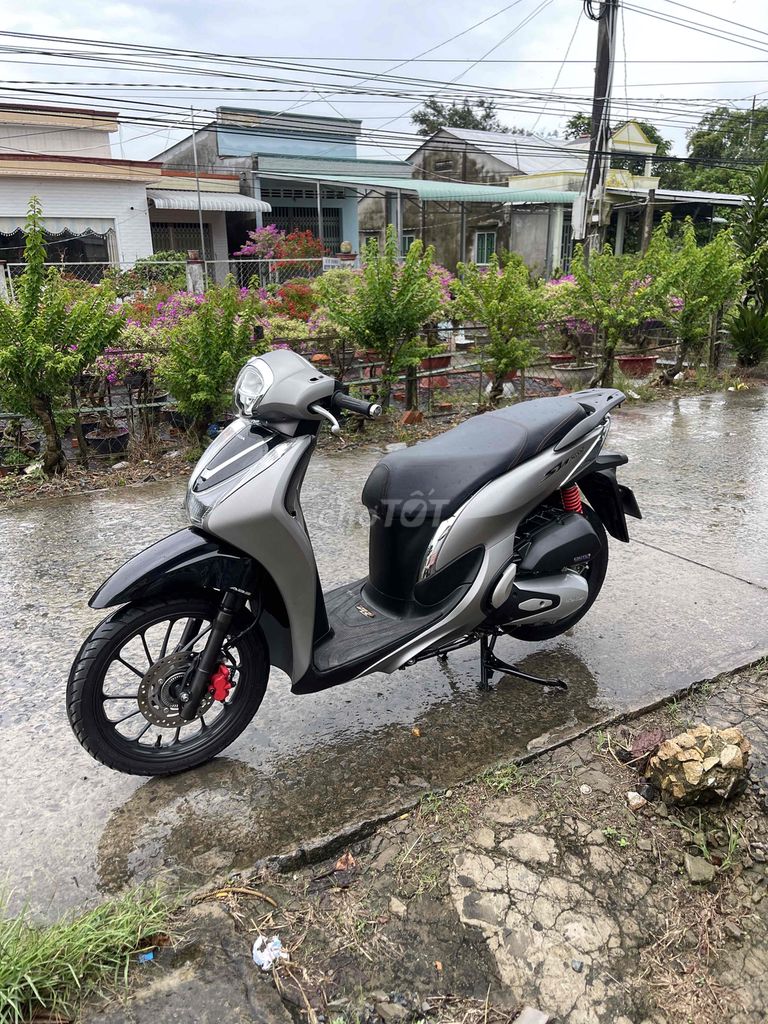 Cần Bán SH Mode ABS Xe còn khá đẹp. Mua bán Xe máy tại Huyện Lai Vung Đồng Tháp được đăng bởi Trương Hữu Phát hình 1