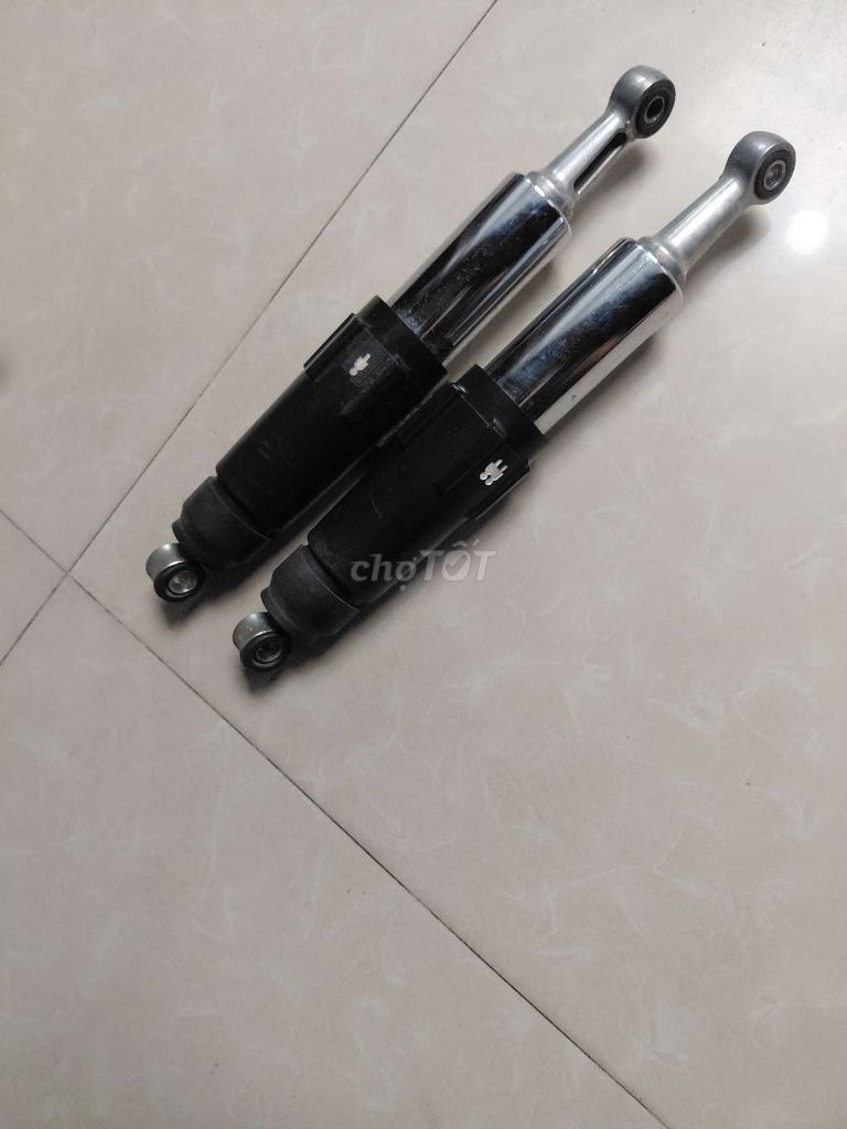 Phuộc xe máy Future 1 Kim loại Đen. Mua bán Phụ tùng xe tại Quận Gò Vấp Tp Hồ Chí Minh được đăng bởi a QUÂN hình 3