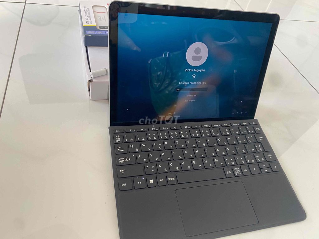 Microsoft Surface Go Bạc. Mua bán Máy tính bảng tại Quận 3 Tp Hồ Chí Minh được đăng bởi Phương Thùy hình 1