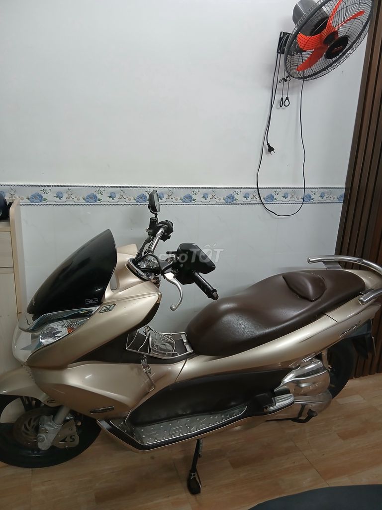 Bán Xe máy PCX. Mua bán Xe máy tại Quận 7 Tp Hồ Chí Minh được đăng bởi nguyễn thị thuỷ hình 3