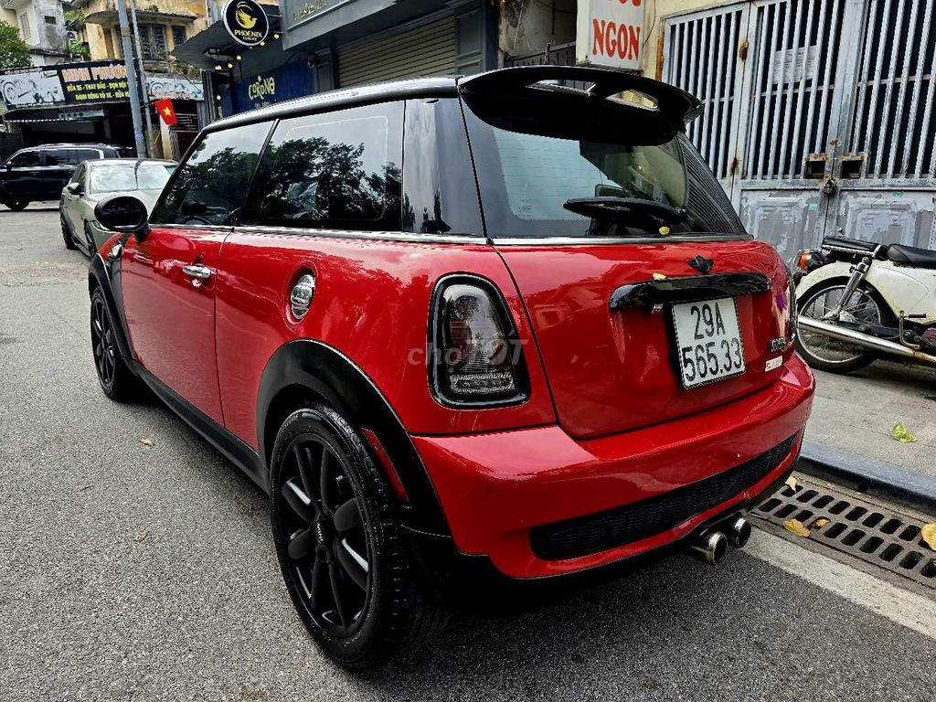 Bán MINI CooperS R56 2007 đã bảo dưỡng toàn bộ. Mua bán Ô tô tại Quận Hoàn Kiếm Hà Nội được đăng bởi Dũng hình 4