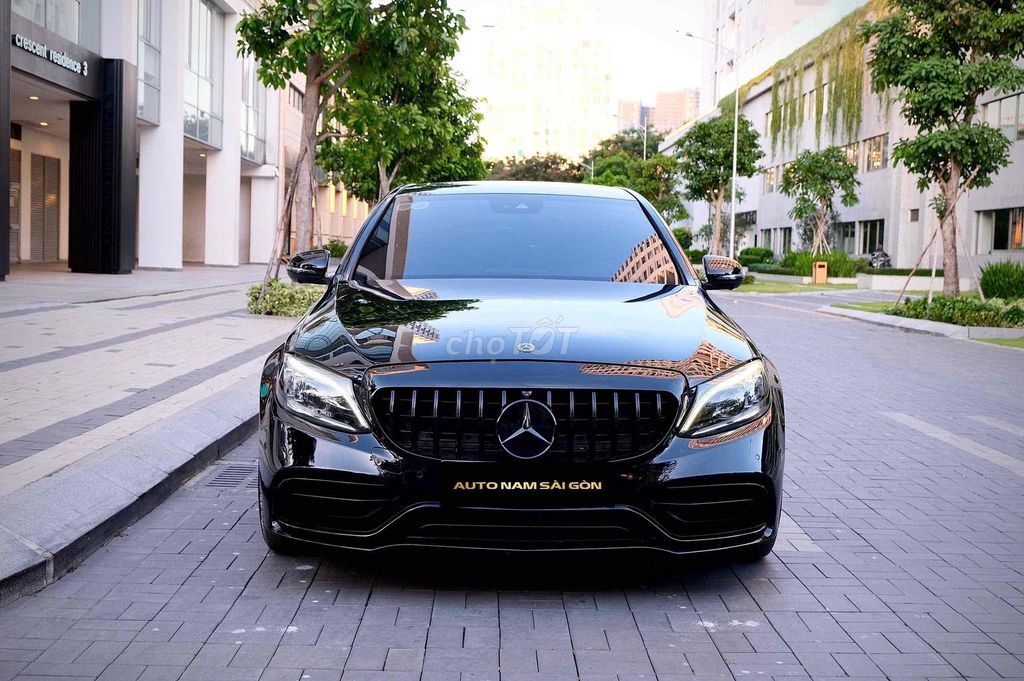 Mercedes Benz C300 AMG  Model 2019- 37000 km