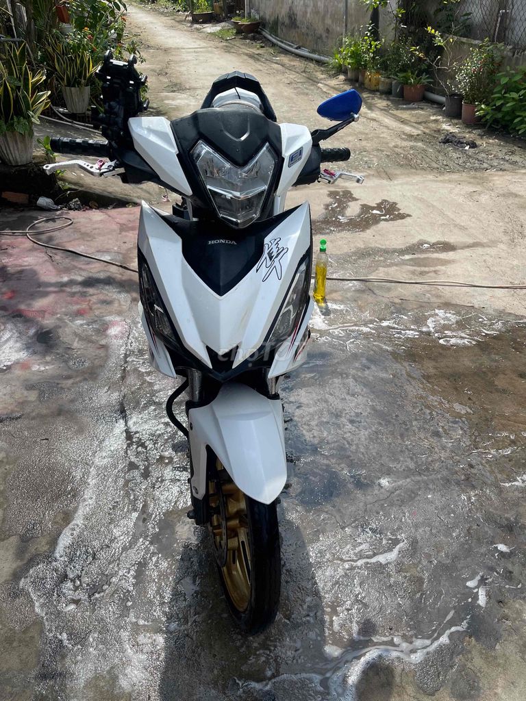 Honda Winner V1 2019 Trắng đen. Mua bán Xe máy tại Quận Cái Răng Cần Thơ được đăng bởi Cầm Đồ Minh Tấn hình 6