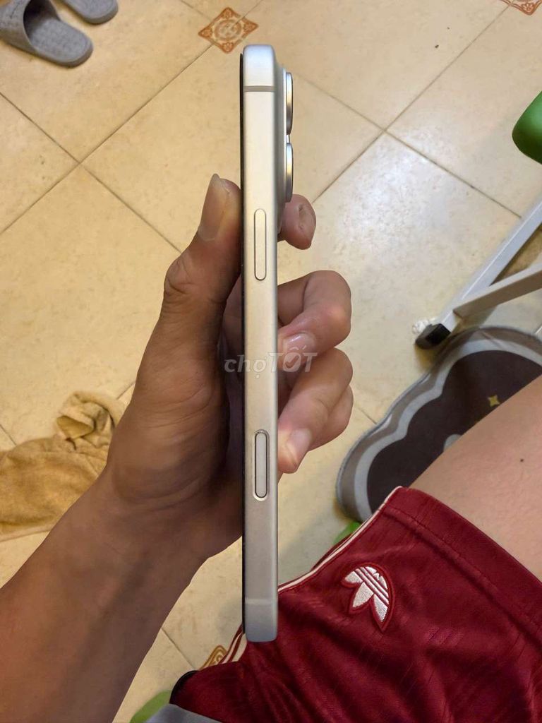 Apple iPhone 17 Pro Max 256GB Bạc Like New. Mua bán Điện thoại tại Quận Hai Bà Trưng Hà Nội được đăng bởi Dang Anh hình 1