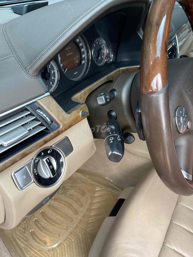 Mercedes Benz E Class 2010 E300 - 123456 km. Mua bán Ô tô tại Quận Ninh Kiều Cần Thơ được đăng bởi Minh Hải Đăng hình 5