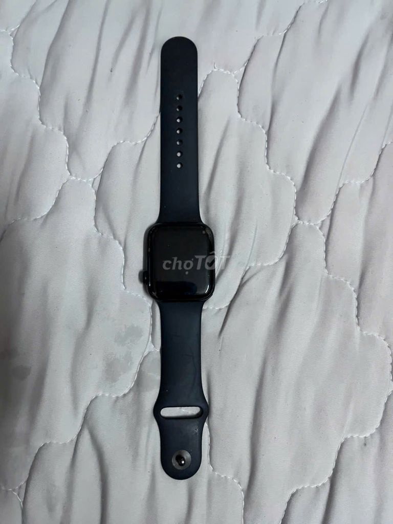 Apple Watch SE 2024 44mm Đen. Mua bán Thiết bị đeo thông minh tại Thành phố Thủ Dầu Một Bình Dương được đăng bởi Vanh Lê hình 1