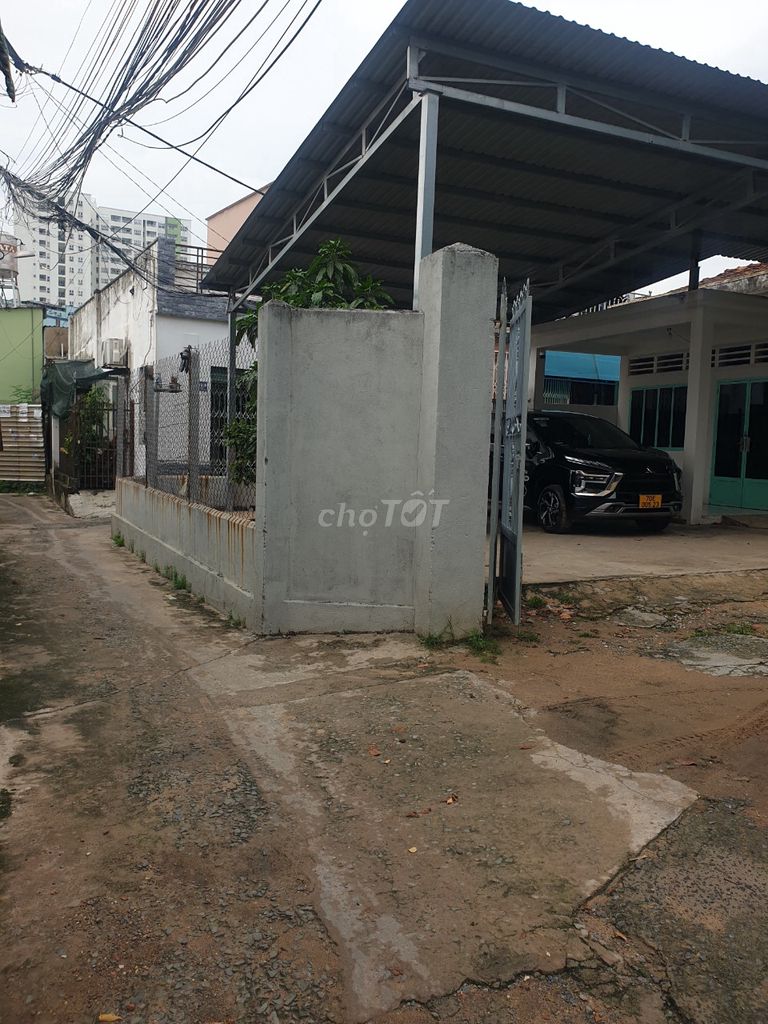 Siêu Khủng 120m2, Ngang Gần 8m- Trường Thọ- ÔTô Vào Nhà- Chỉ 6 Tỷ x TL