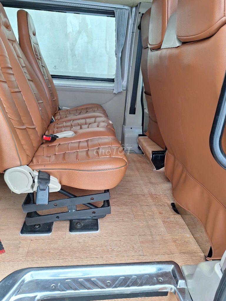 Xe Ford Transit 2018 bản trung đã đi 180 ngàn km