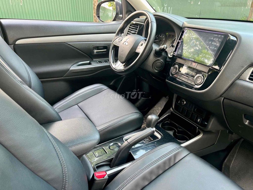 xe đẹp giá tốt. Mua bán Ô tô tại Quận Nam Từ Liêm Hà Nội được đăng bởi Auto Đại Phát hình 10