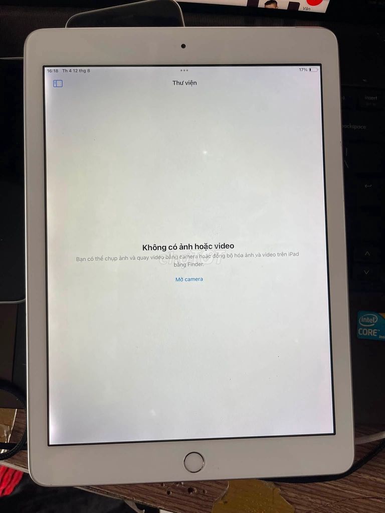Apple iPad Gen 6 32GB Wifi Bạc. Mua bán Máy tính bảng tại Quận 6 Tp Hồ Chí Minh được đăng bởi Hội Đồ Điện Tử hình 1