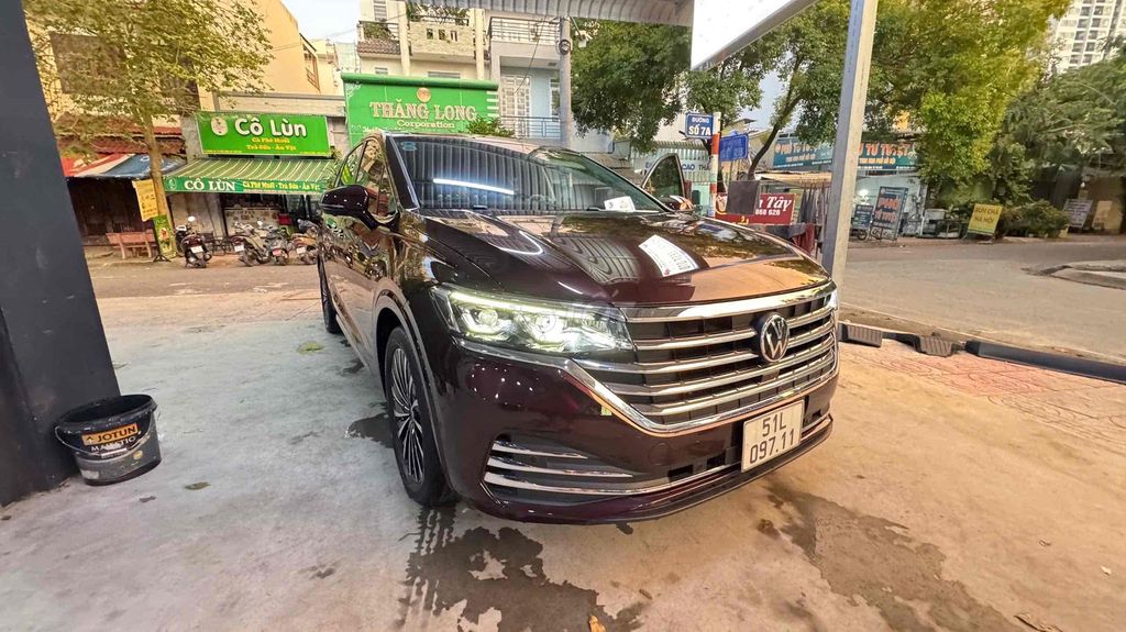 Viloran luxury đời 2024, màu đỏ, đi được 12000 km. Mua bán Ô tô tại Thành phố Thủ Đức Tp Hồ Chí Minh được đăng bởi Tu Than hình 5