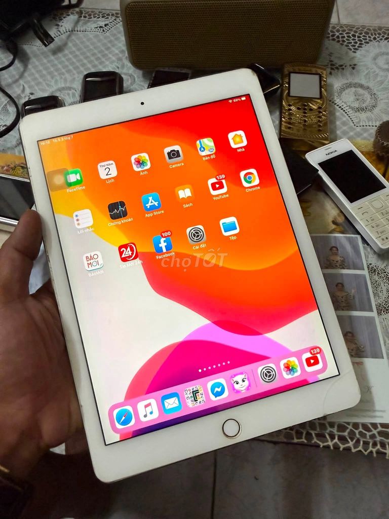 Apple iPad Air 2 128GB Trắng Có sim. Mua bán Máy tính bảng tại Quận Tân Bình Tp Hồ Chí Minh được đăng bởi Hội Đồ Điện Tử hình 1