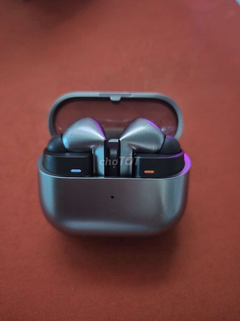 Tai nghe Samsung Buds 3 Pro Xám. Mua bán Tivi, Âm thanh tại Quận Bình Thuỷ Cần Thơ được đăng bởi Tran hình 1