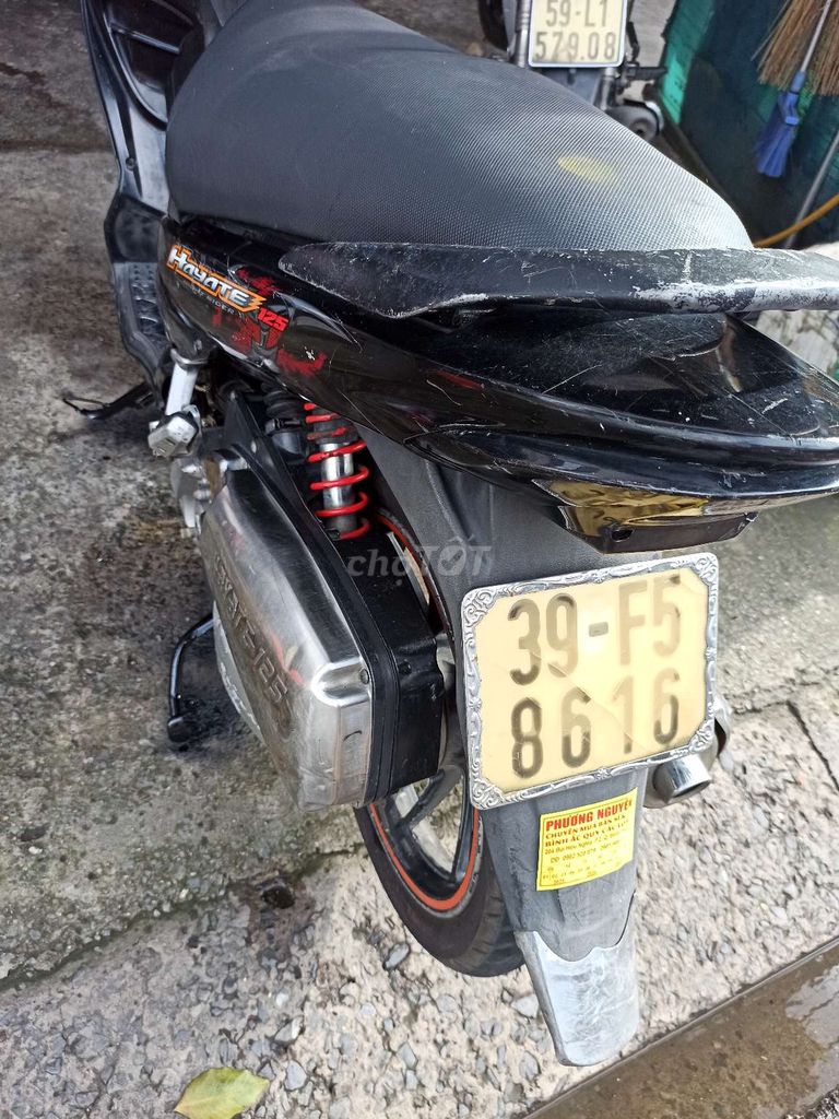 Suzuki Hayate 125cc Đen ĐK 2010  XE ZIN ÊM zú bốc.. Mua bán Xe máy tại Quận Bình Tân Tp Hồ Chí Minh được đăng bởi LÊ TRUNG VIỄN. hình 7