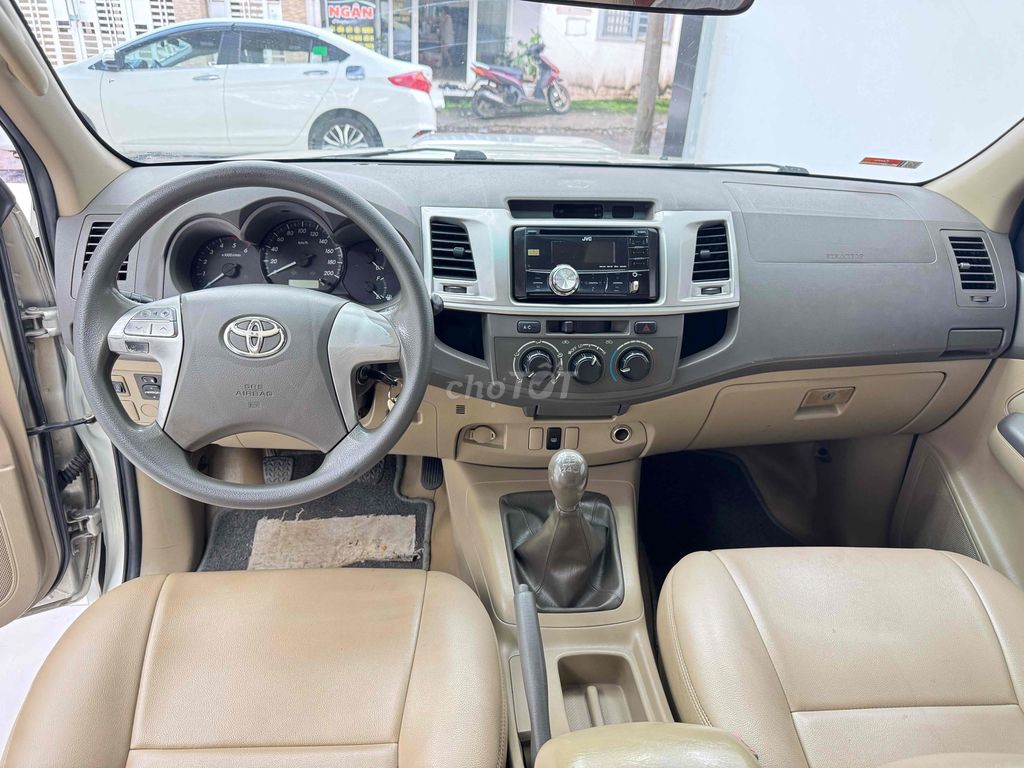 Toyota Hilux 2013 2.5E 4x2 MT - 135000 km. Mua bán Ô tô tại Thành phố Buôn Ma Thuột Đắk Lắk được đăng bởi AUTO  THẮNG TOÀN PHÁT  hình 9