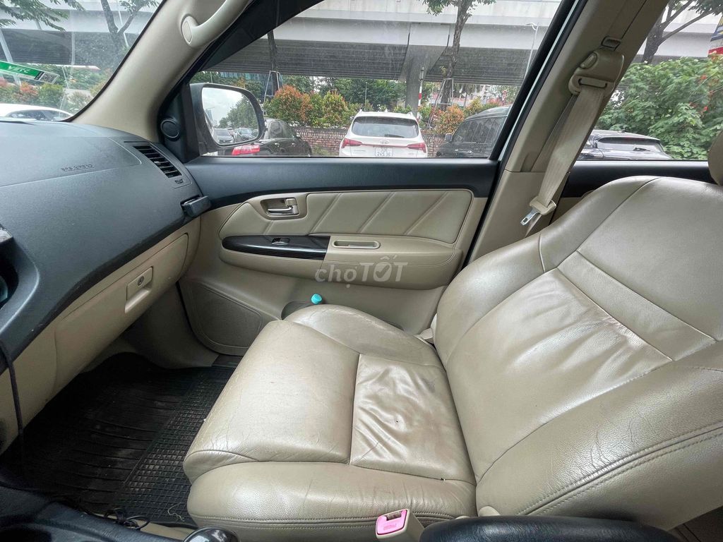 Toyota Fortuner 2016 2.7V 4X2 AT - 10000 km 399 tr. Mua bán Ô tô tại Quận Cầu Giấy Hà Nội được đăng bởi Cụ Túc hình 17