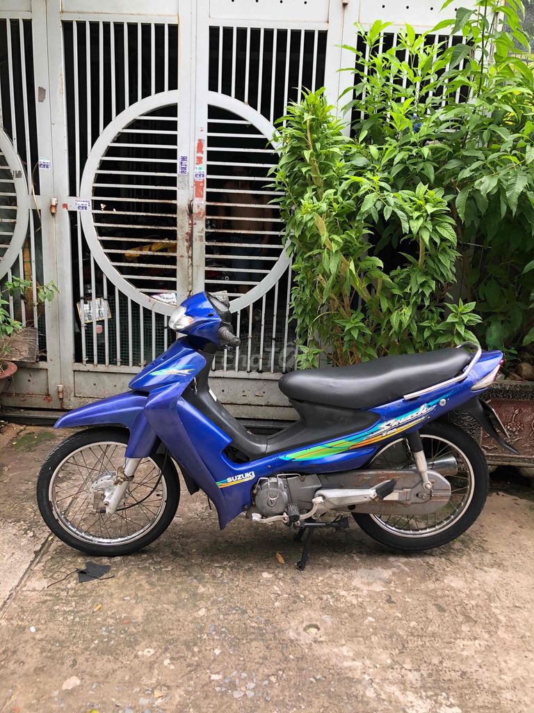 Suzuki Smash синий. Родной мотор очень тихий, все функции работают