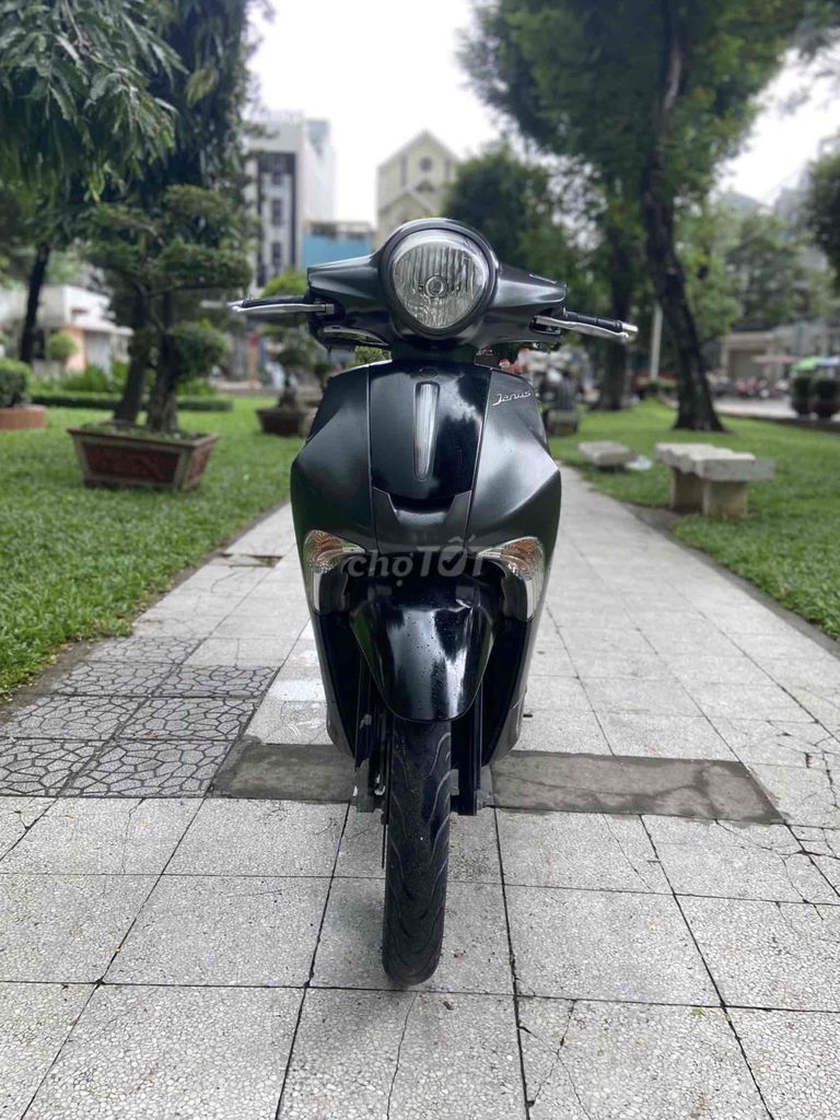 Cầm đồ thanh lý Yamaha Janus 2019 Smartkey 9chủ