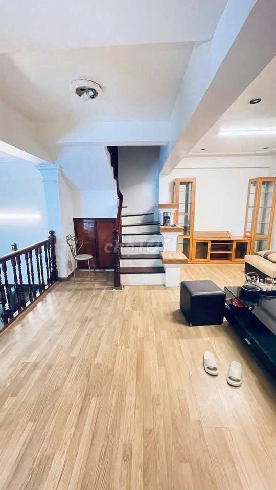 Cho thuê nhà phố An Dương, Tây Hồ, Ô tô đỗ, NT mới, DT rộng, thoáng