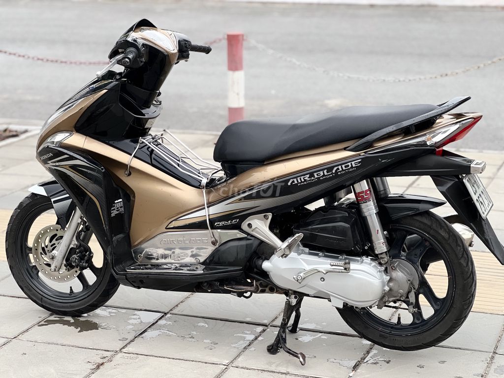 Honda Air Blade 110Fi ĐỜI CHÓT BIỂN HN CHÍNH CHỦ