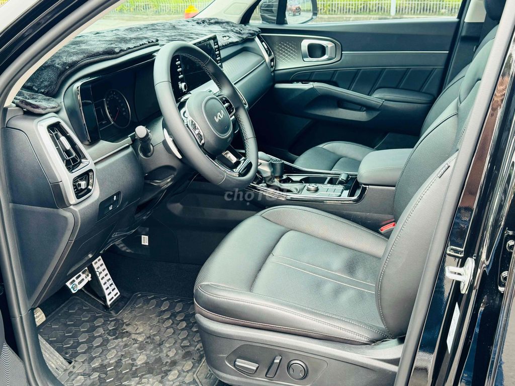 Kia Sorento 2025 Luxury 2.2 AT - 7500 km. Mua bán Ô tô tại Quận Hoàng Mai Hà Nội được đăng bởi Dương Xuân Trường hình 12