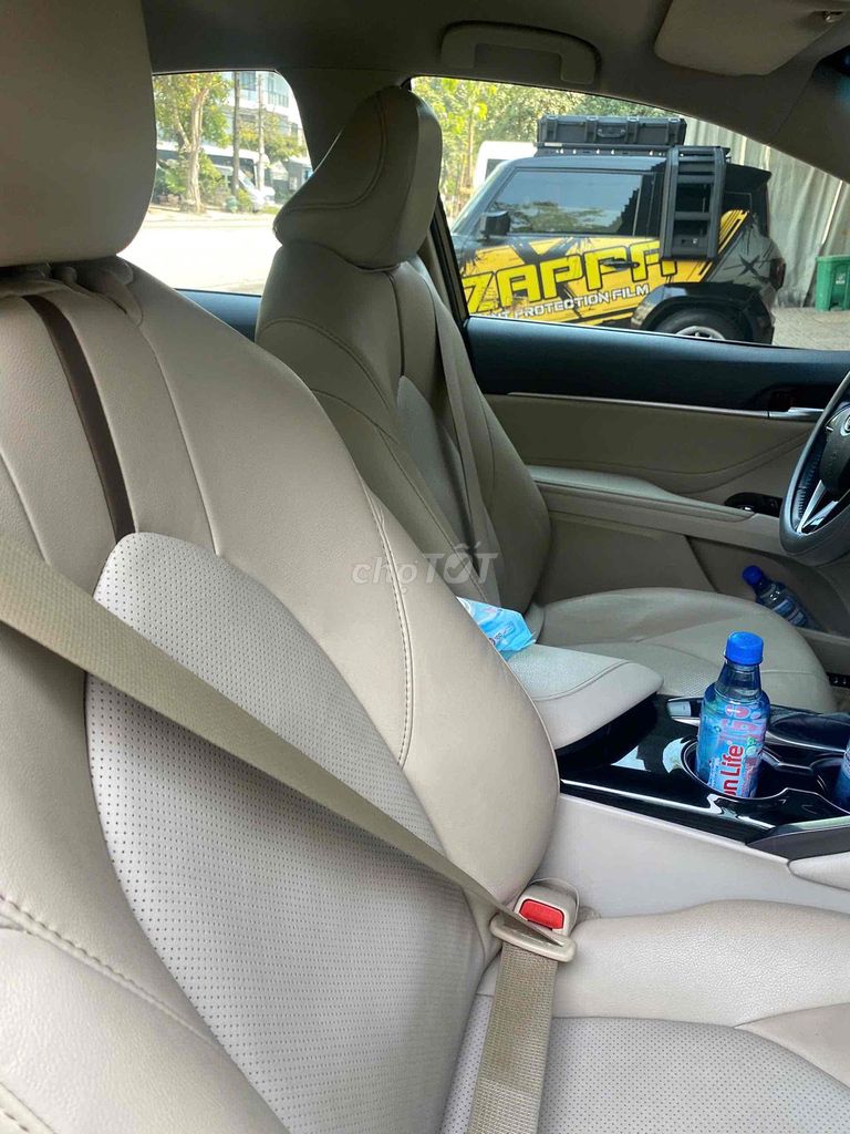 Toyota Camry 2021 2.0G - 95293 km. Mua bán Ô tô tại Quận Bình Tân Tp Hồ Chí Minh được đăng bởi Ngọc Long hình 12