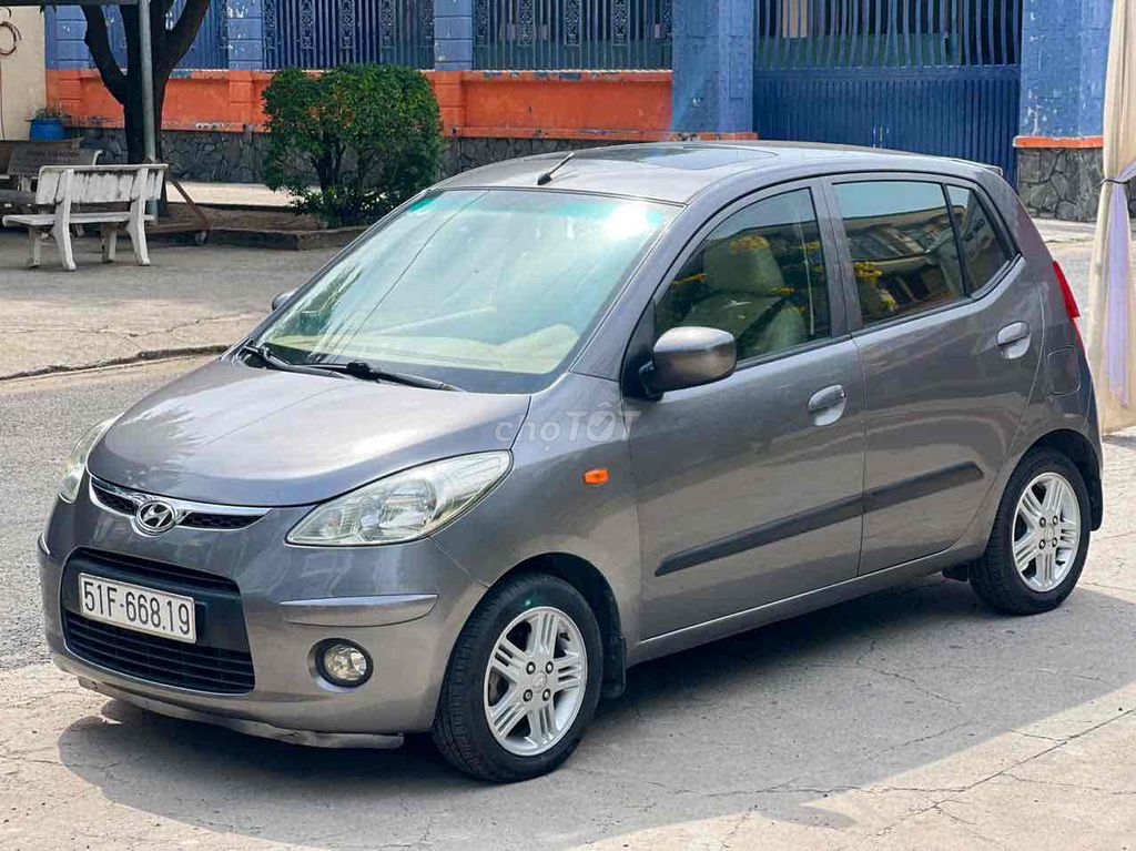 Hyundai i10 AT Máy1.25 CửaNóc NhậpẤn Cực Zin Bstp