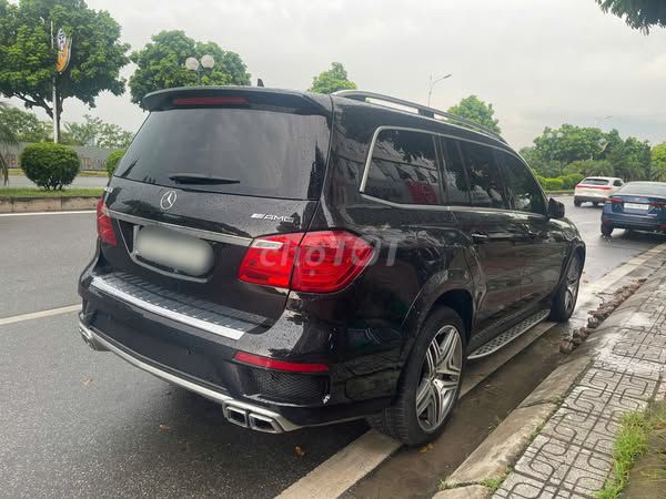 Mercedes-Benz GL63 AMG V8 Biturbo 5.5L 2015. Mua bán Ô tô tại Quận Tây Hồ Hà Nội được đăng bởi Hoàng Minh hình 2
