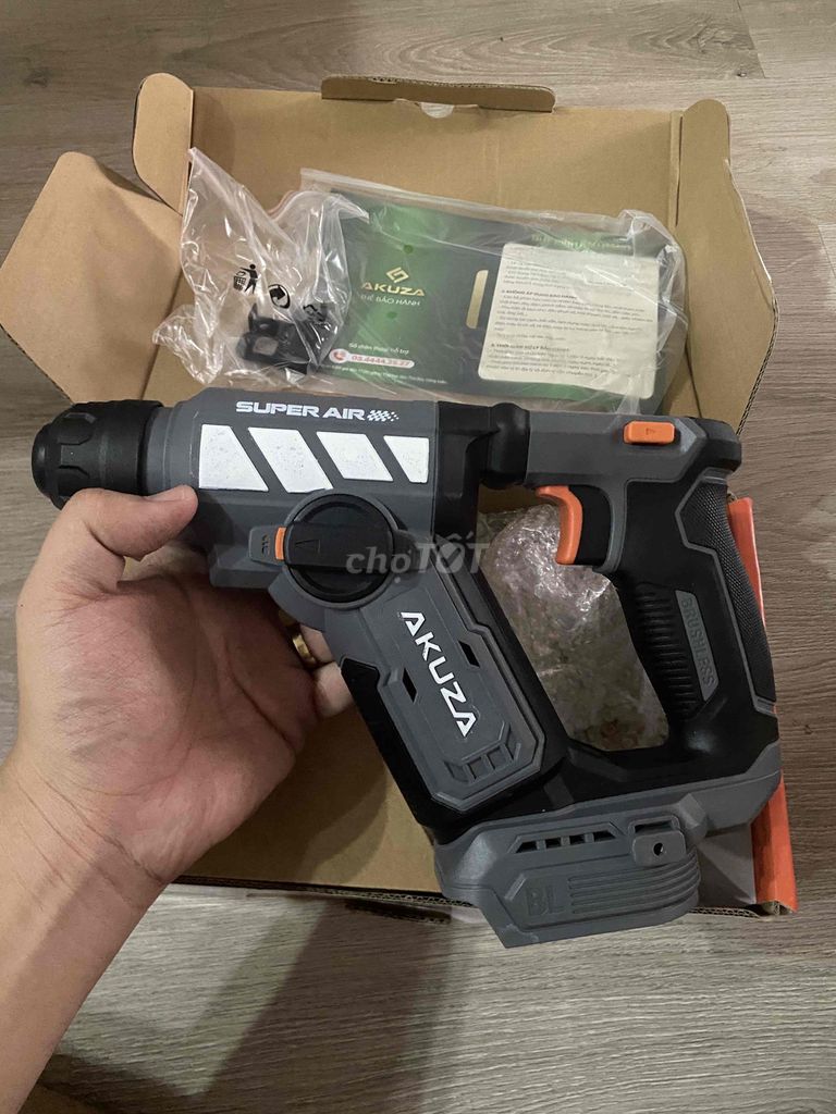 Máy khoan bê tông AKUZA Super Air Pin 21V. Mua bán Đồ chuyên dụng, Giống nuôi trồng tại Huyện Trảng Bom Đồng Nai được đăng bởi Bình Phan hình 1