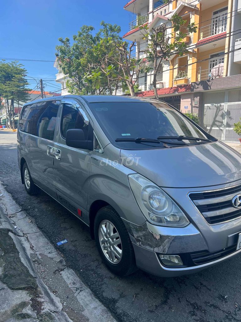 Hyundai Grand Starex 2017 - 106000 km. Mua bán Ô tô tại Quận Bình Tân Tp Hồ Chí Minh được đăng bởi Chánh hình 2