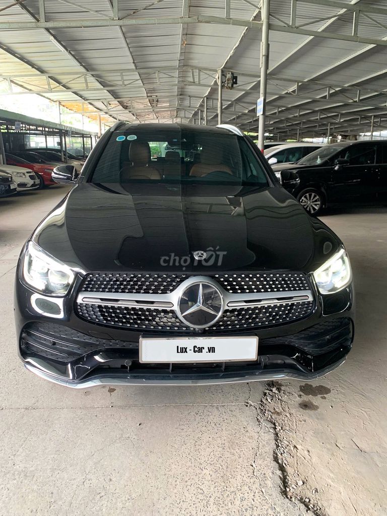 Mercedes Benz GLC 2022 300 4Matic - 38000 km. Mua bán Ô tô tại Thành phố Thủ Đức Tp Hồ Chí Minh được đăng bởi STV Group hình 1