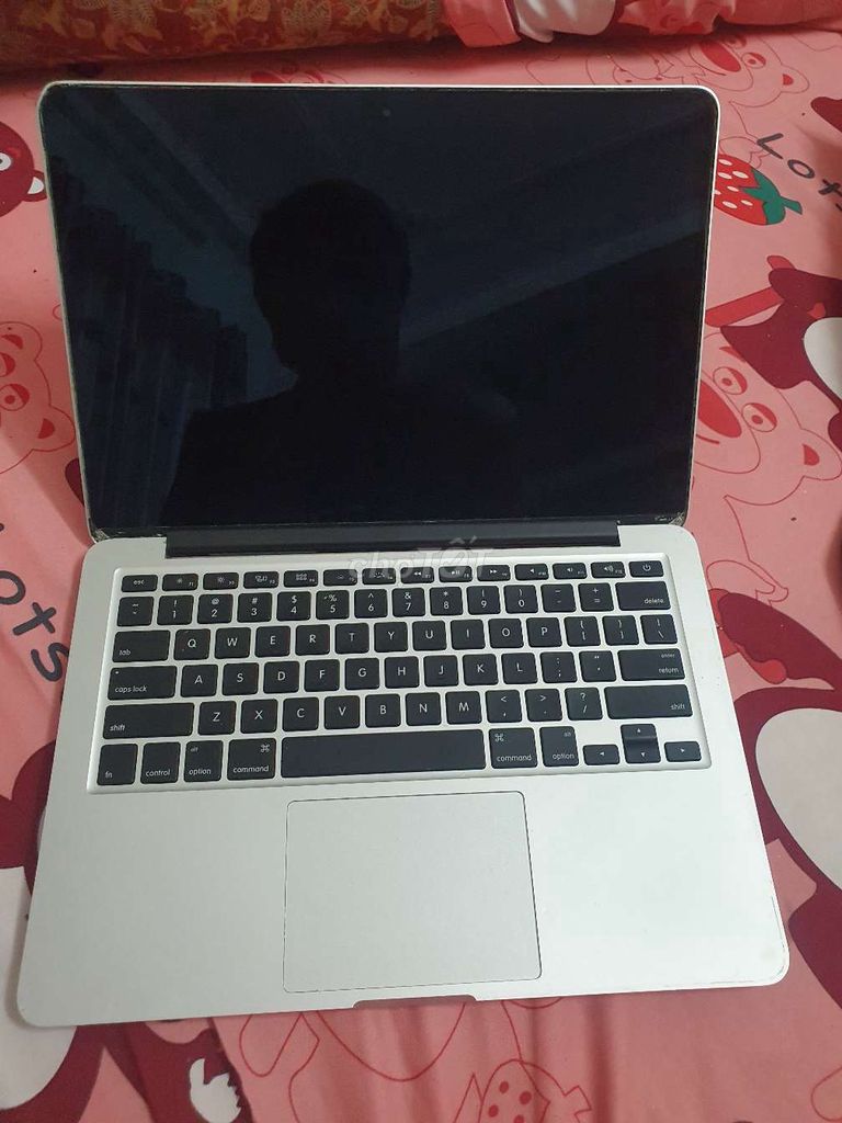 Macbook Pro i7 để lâu không biết sống chết