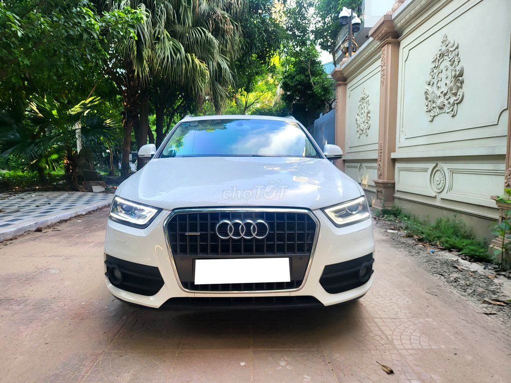 Bán audi Q3 sx 2012, màu trắng