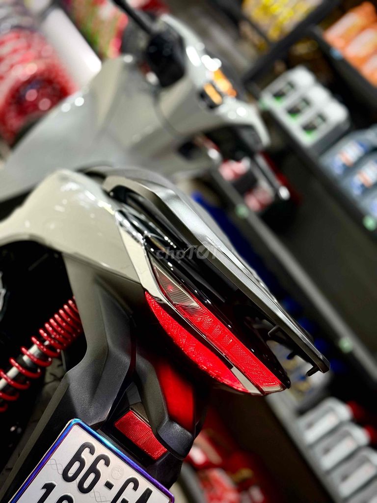 SH150i 2023 ABS Lướt chính chủ ký ( Hỗ trợ GÓP ) 🌈. Mua bán Xe máy tại Thị xã Phú Mỹ Bà Rịa - Vũng Tàu được đăng bởi Cửa Hàng Xe Máy Phú Mỹ hình 8