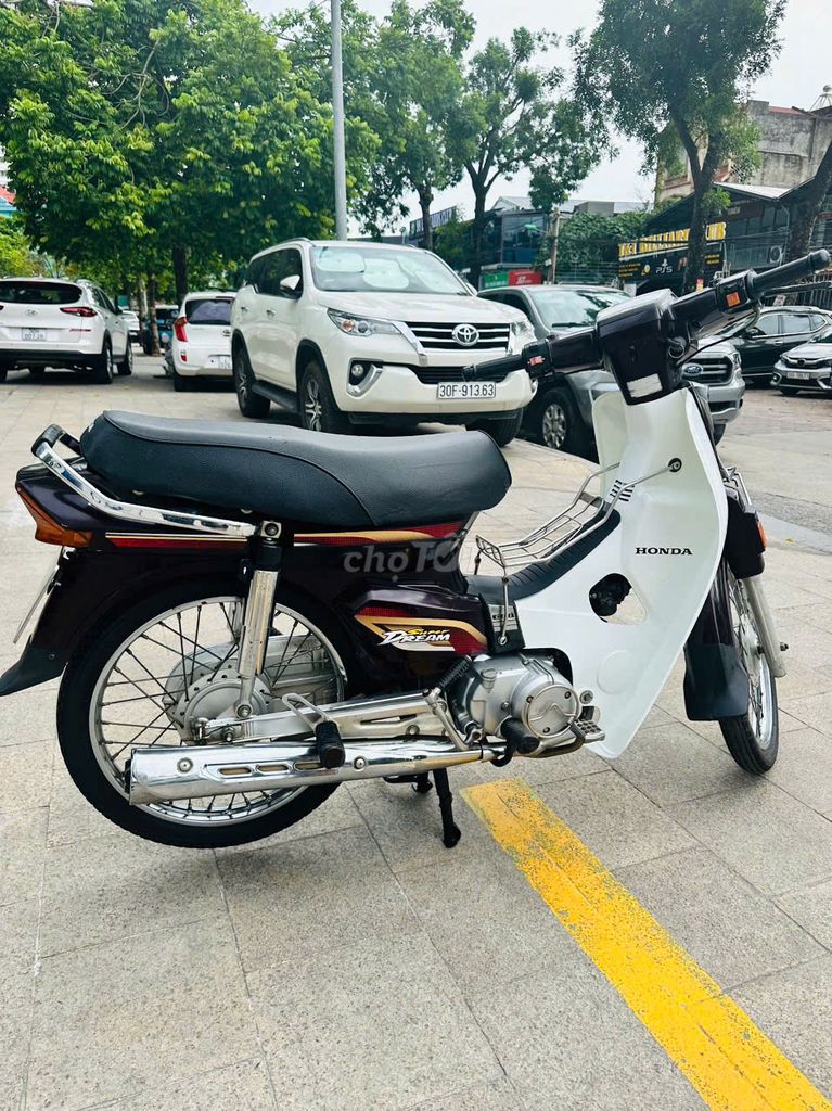 Honda Dream 2012 xe mộc máy zin cứng. Mua bán Xe máy tại Quận Ba Đình Hà Nội được đăng bởi XE MÁY VUI THU hình 3