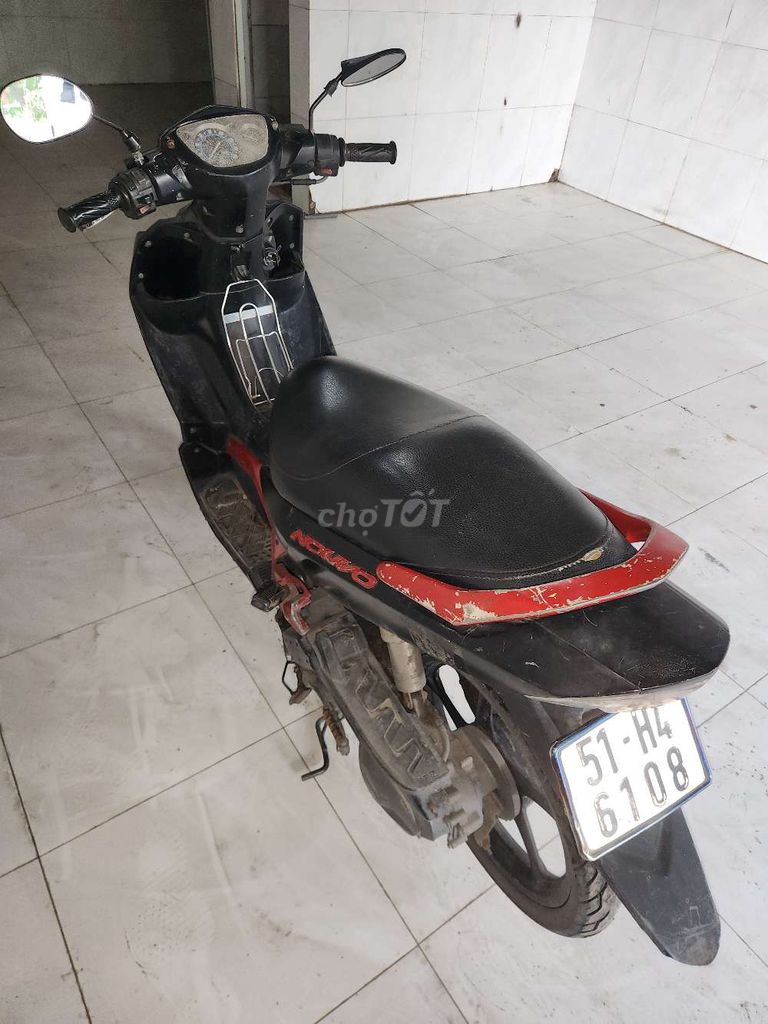 Скутер Yamaha Nouvo 3