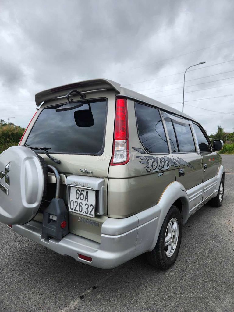 Mitsubishi Jolie 2005 tuyệt đẹp 7 chỗ