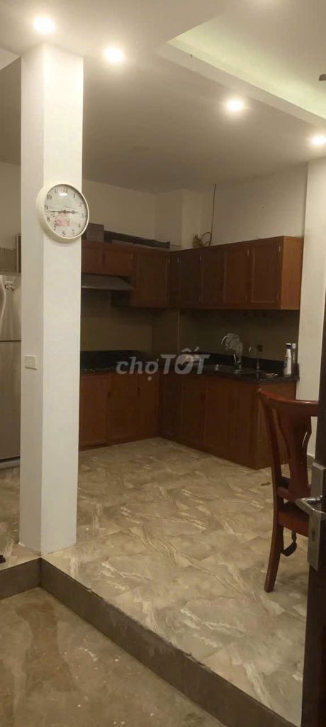 Cho thuê nhà nguyên căn 30m2 x 4 tầng, ngõ 13 Yên Hoà - Cầu Giấy