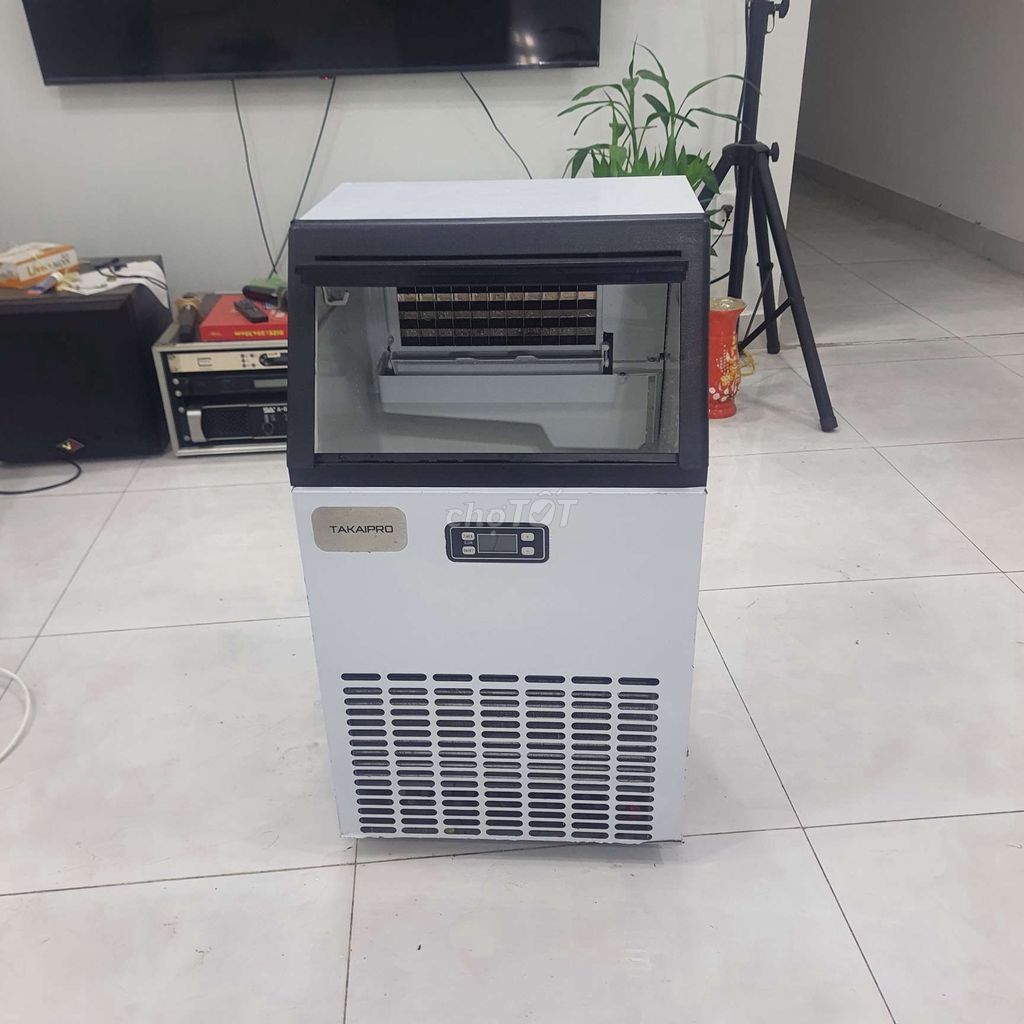 Máy làm đá mới tinh và máy giặt. Mua bán Đồ chuyên dụng, Giống nuôi trồng tại Quận 12 Tp Hồ Chí Minh được đăng bởi Le tai hình 1