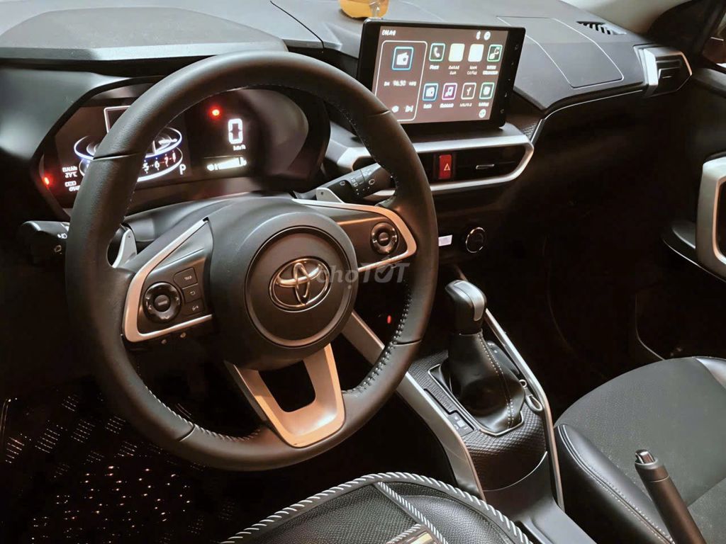 Toyota RAIZE импортная версия Turbo SX 2023 95% новая