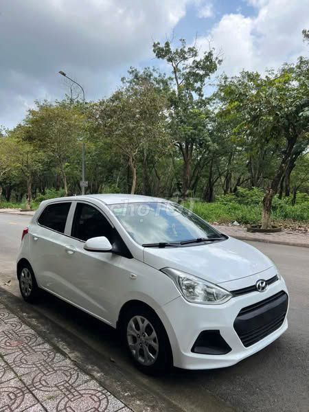 Bán xe huyndai i10 2015. Mua bán Ô tô tại Huyện Trảng Bom Đồng Nai được đăng bởi Trần Hữu Trường hình 4