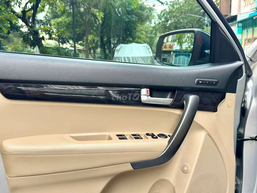 Bán KIA Sorento DAT Premium model 2020 Bạc zin đẹp. Mua bán Ô tô tại Quận 12 Tp Hồ Chí Minh được đăng bởi Việt 8080 hình 11