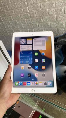 iPad Air 2 16GB, 4G,wifi..giá tốt !máy Zin. Mua bán Máy tính bảng tại Quận Hoàng Mai Hà Nội được đăng bởi Phạm Như Tiến