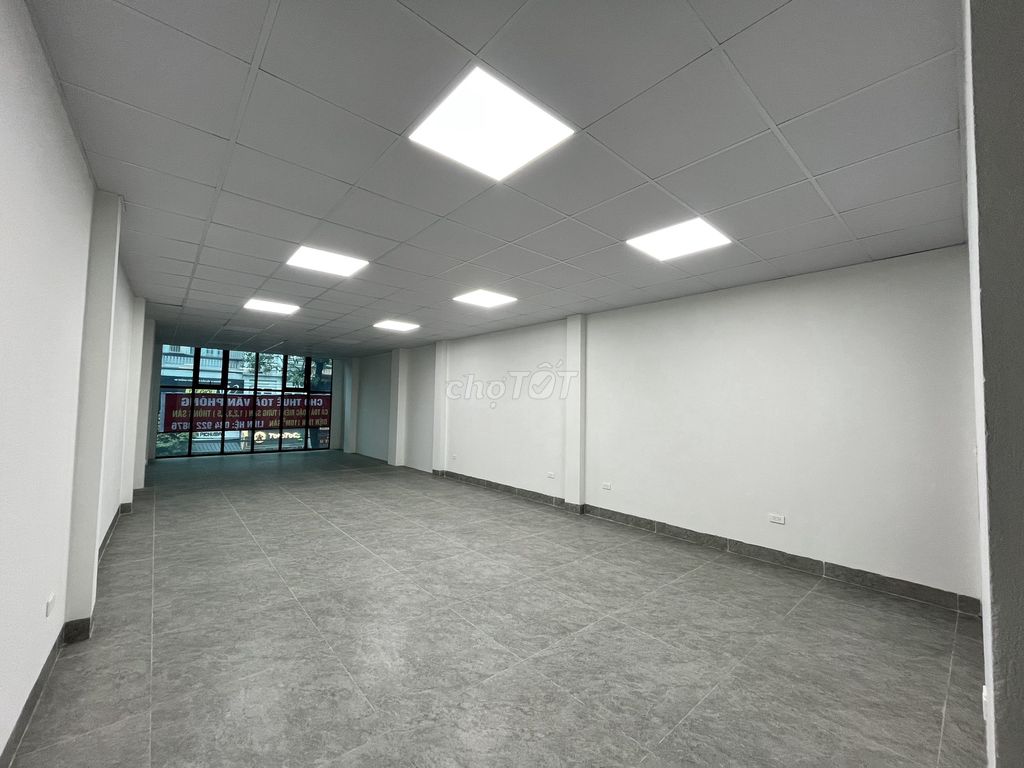 Cho thuê văn phòng đẹp giá rẻ, 110 m2/tầng, sàn thông