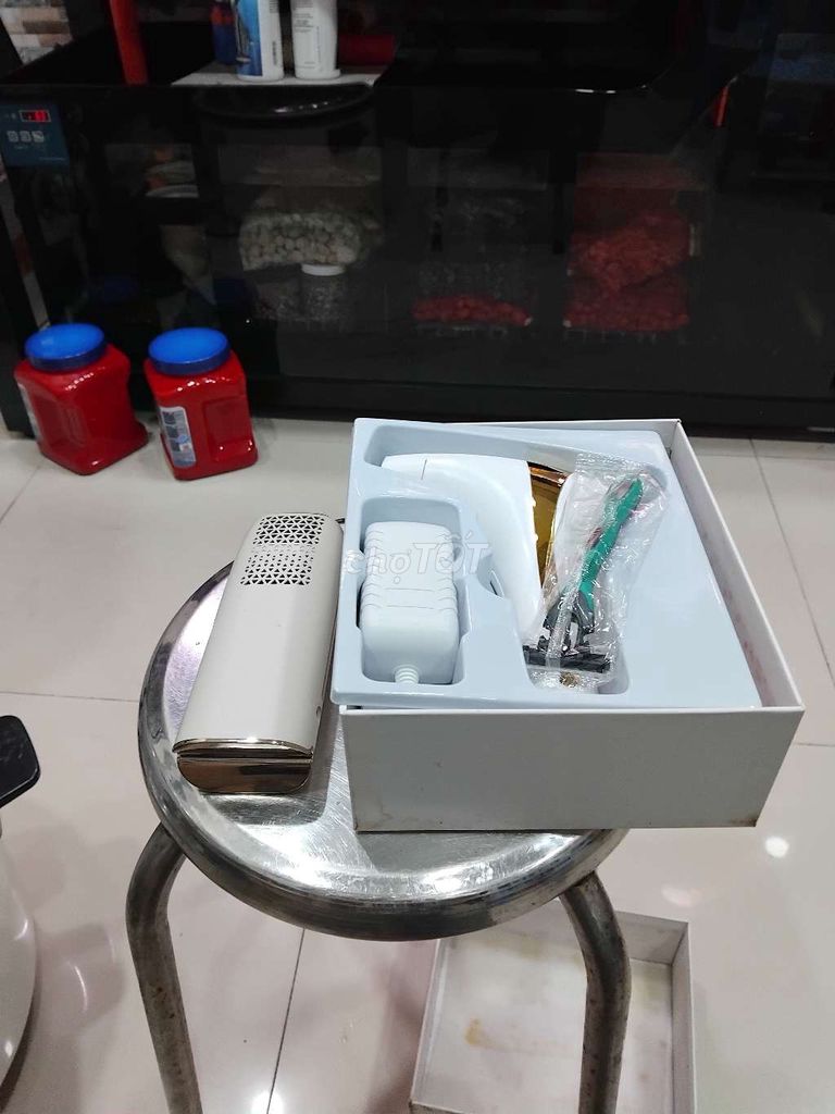 Máy triệt lông Halio Trắng. Mua bán Phụ kiện thời trang khác tại Quận 6 Tp Hồ Chí Minh được đăng bởi tony hình 1