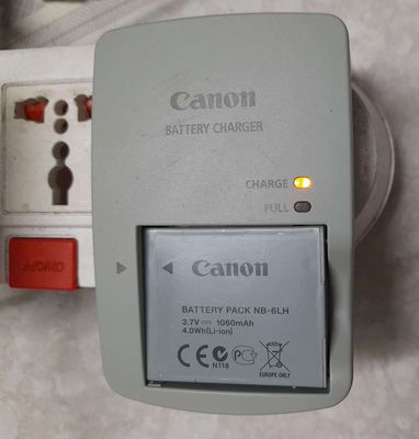 Bộ sạc Canon CB-2LY kèm viên pin NB-6L xài tốt