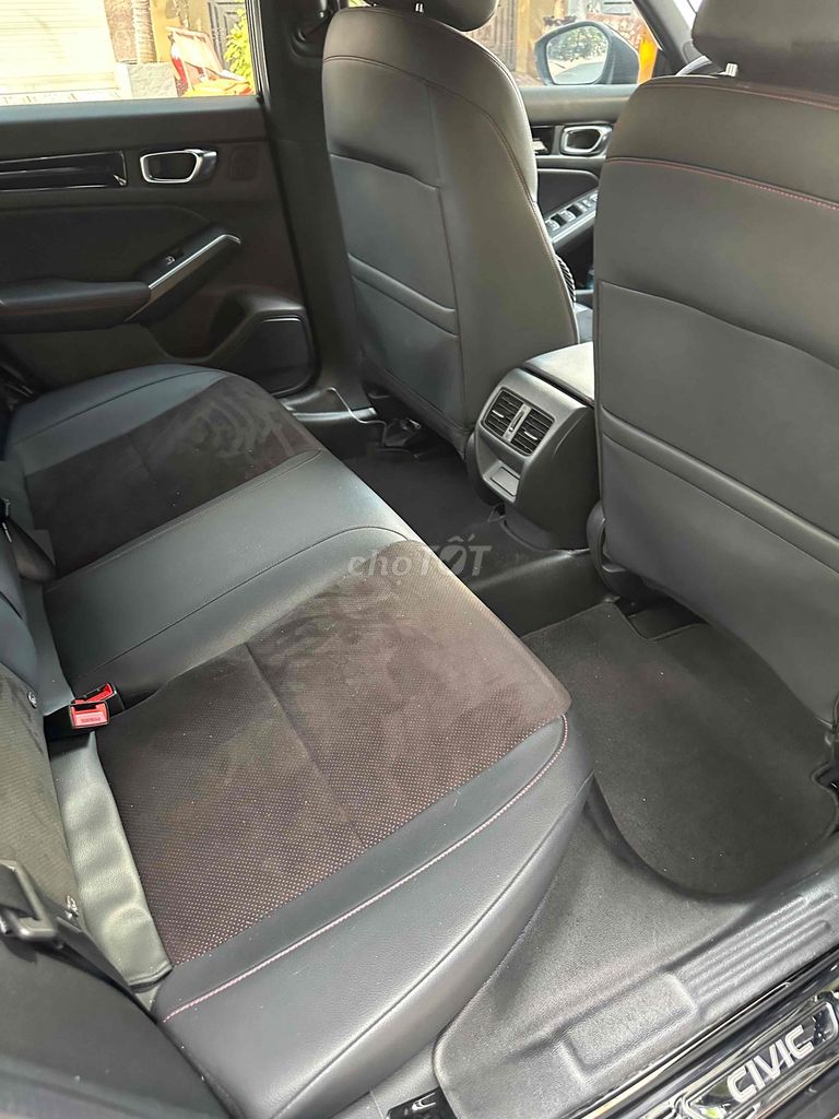 Honda Civic 2024 RS 1.5 AT - 21000 km. Mua bán Ô tô tại Huyện Hóc Môn Tp Hồ Chí Minh được đăng bởi Hoàng Danh  hình 7