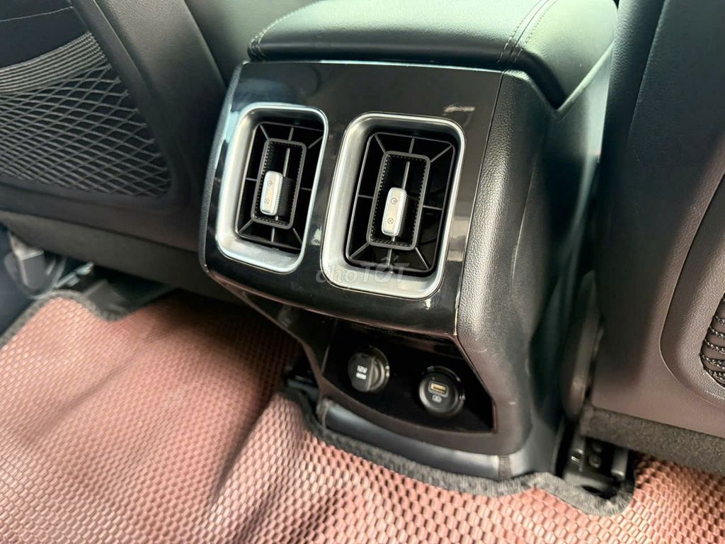 Kia Sorento Dầu Luxury 2024 màu trắng. Mua bán Ô tô tại Quận Thanh Xuân Hà Nội được đăng bởi Nguyễn Tuấn Hoàng hình 17