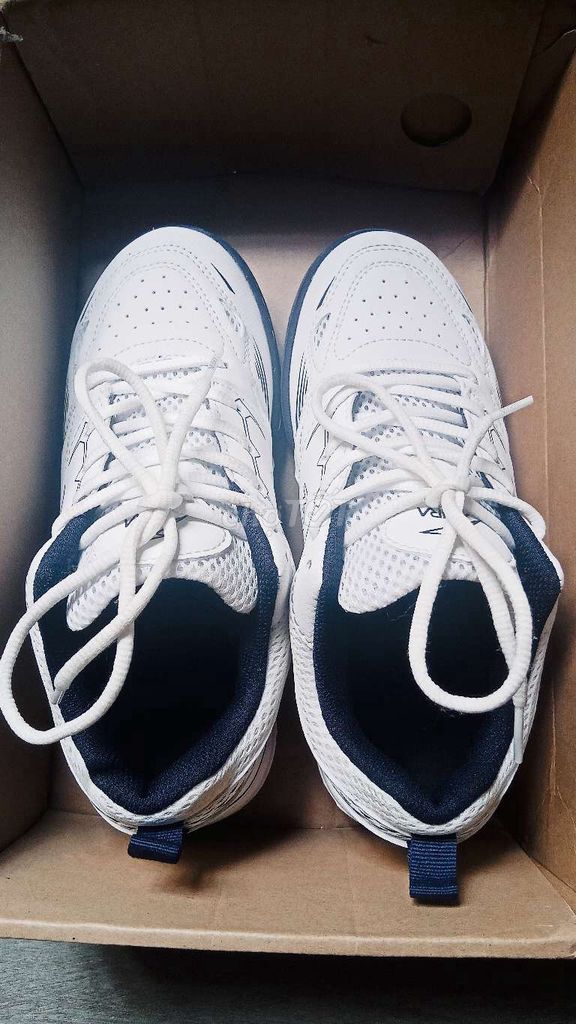 Giày thể thao Mira Trắng, xanh đen size 37 . Mua bán Giày dép tại Huyện Xuân Lộc Đồng Nai được đăng bởi Nguyễn Tấn phát hình 1